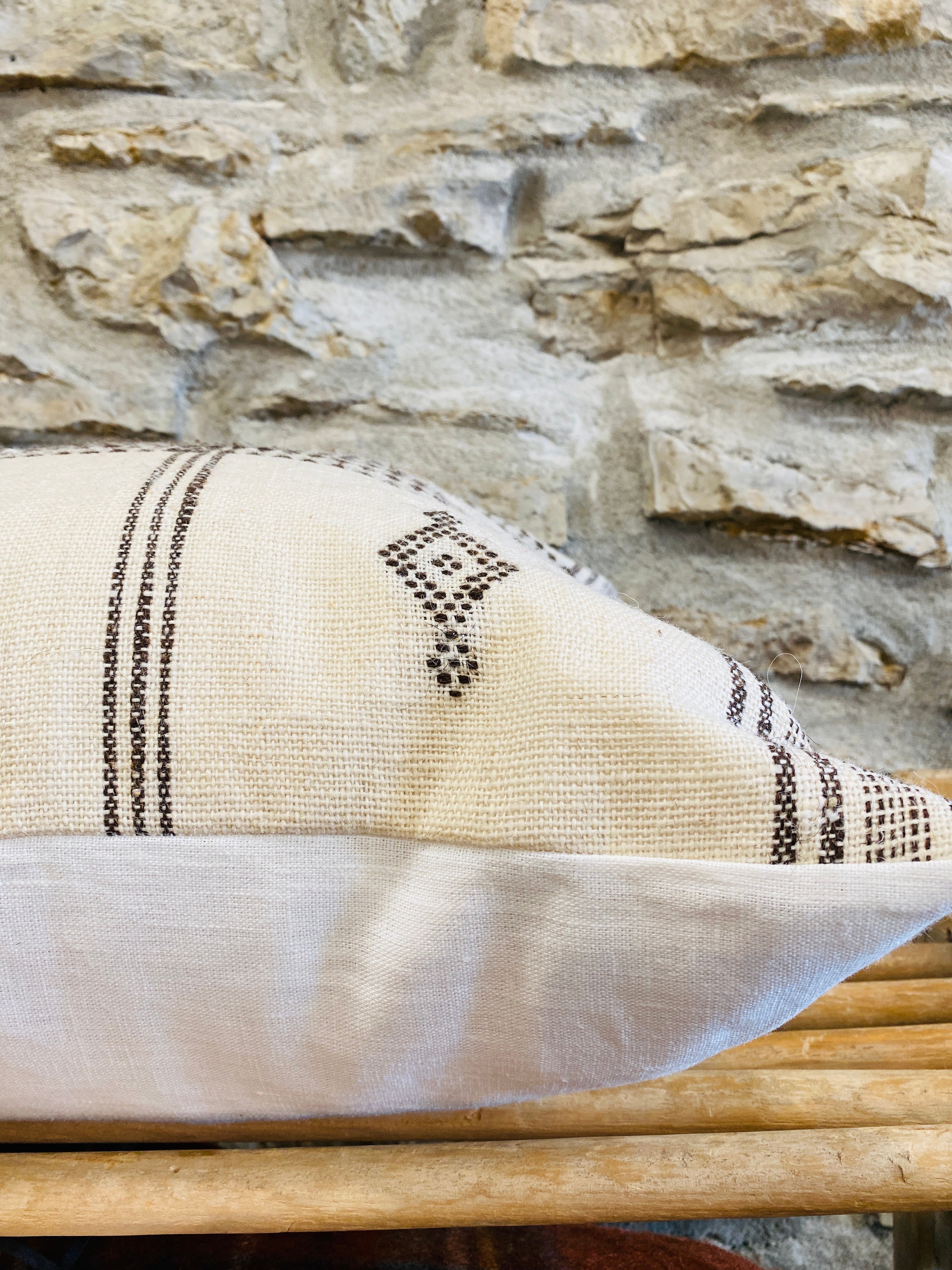 Aditi -20" Ivory Indian Wool Pillow Cover